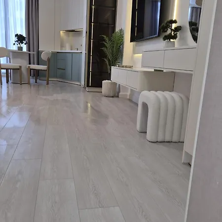 Zayra Luxury דירה Năvodari