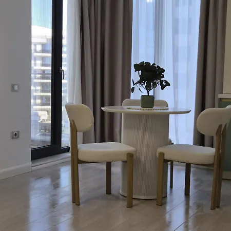 Zayra Luxury Apartament *