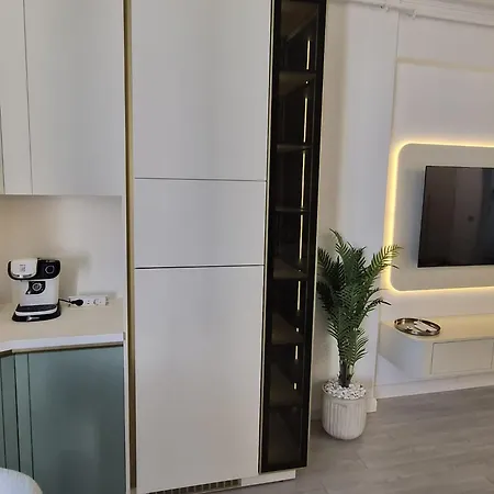 Zayra Luxury Apartament Năvodari